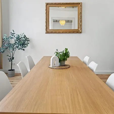 Denkmal-apartment Zentral In Mit Hohen Decken 克雷费尔德